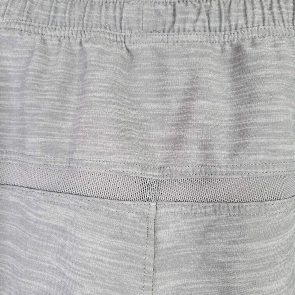 Lululemon Men’s Short Size M Grey Running Training Pockets Drawstring Lined - Picture 7 of 13
